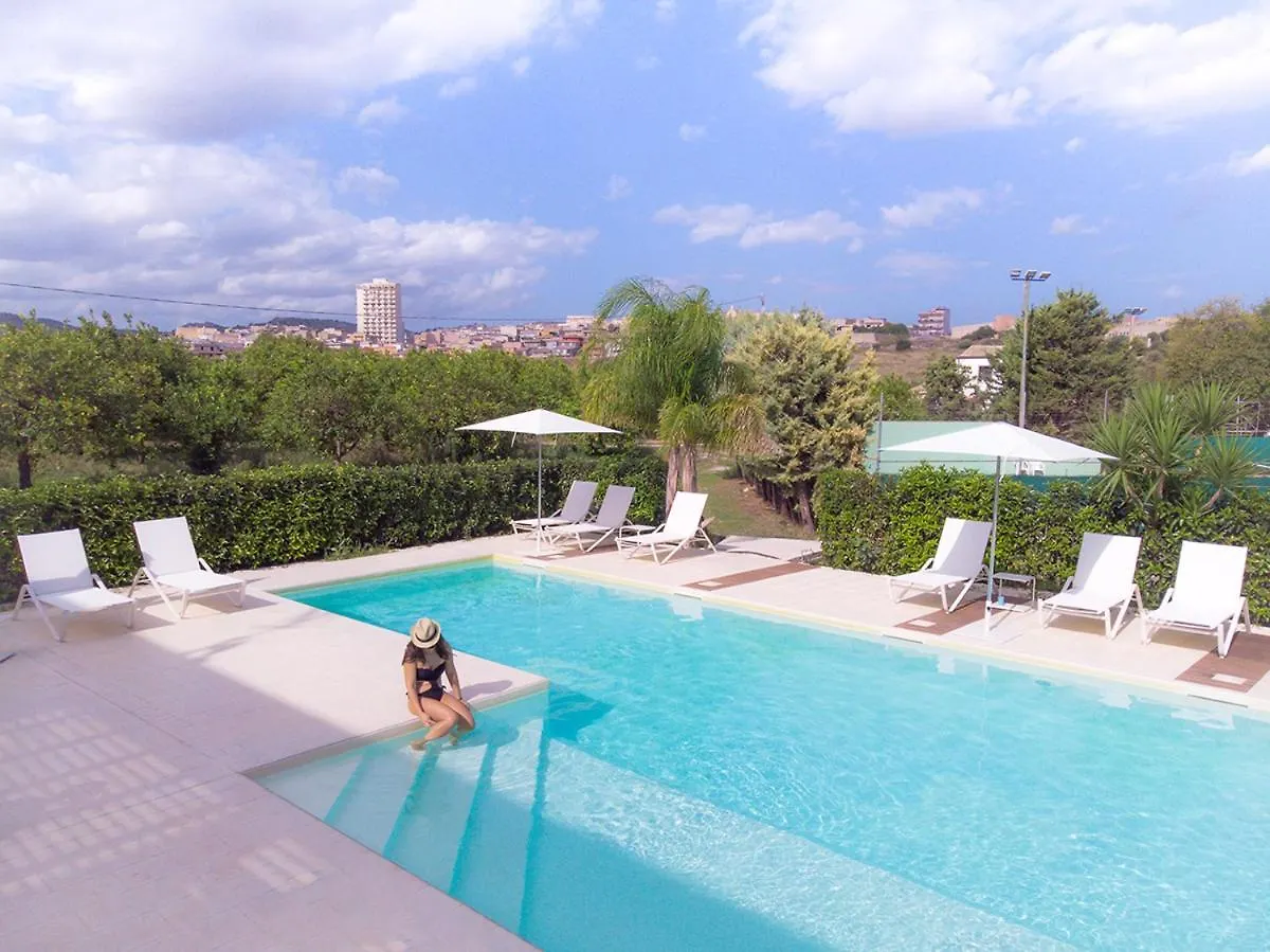 Villa Landolina Noto 0*,